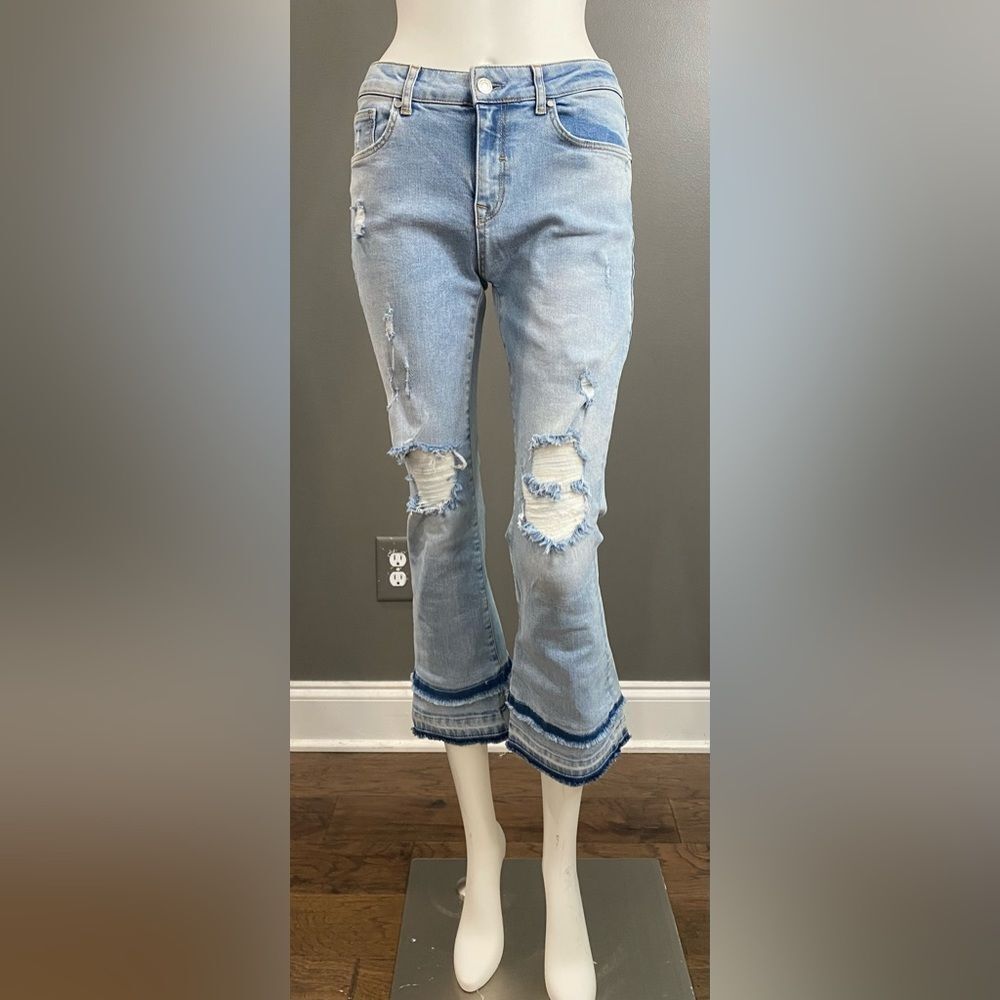 Zara Light Blue Cropped Flare Jeans with Distressed Details Size 6